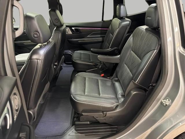 2025 Buick Enclave 4dr Avenir