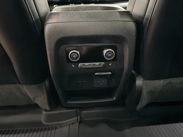 2025 Buick Enclave 4dr Avenir