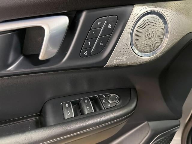 2025 Buick Enclave 4dr Avenir
