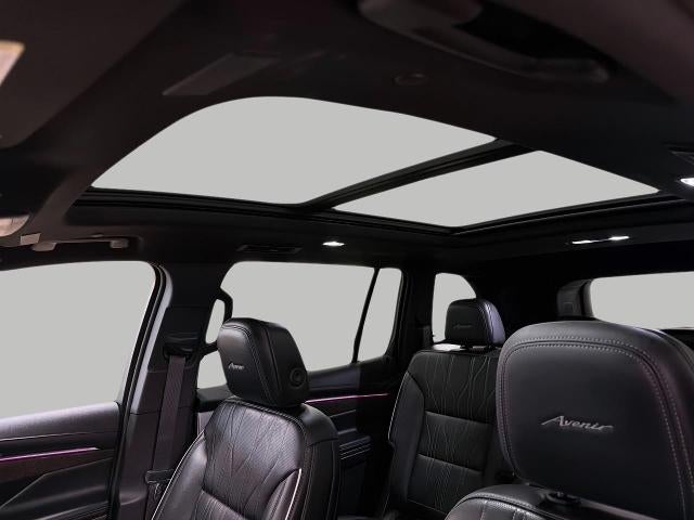 2025 Buick Enclave 4dr Avenir