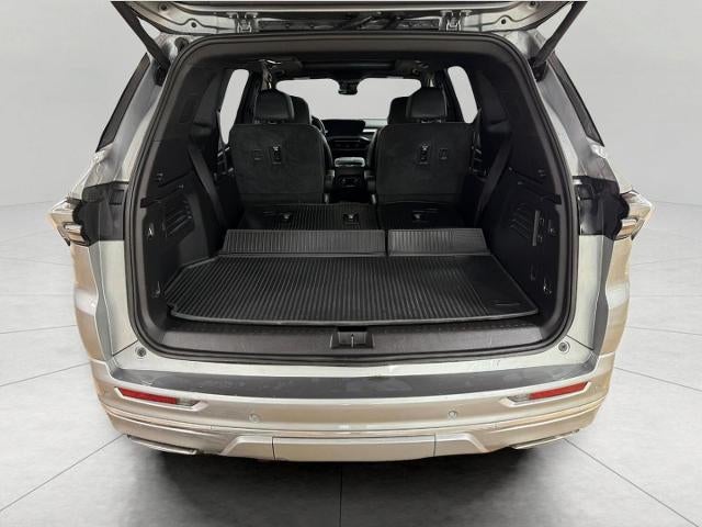 2025 Buick Enclave 4dr Avenir