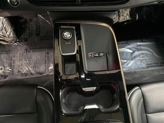 2025 Buick Enclave 4dr Avenir
