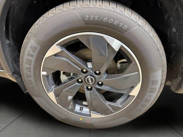 2025 Nissan Rogue AWD SV