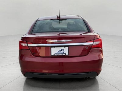 2014 Chrysler 200 Touring