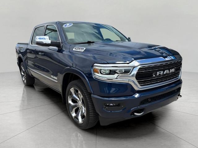 2023 RAM 1500 Base