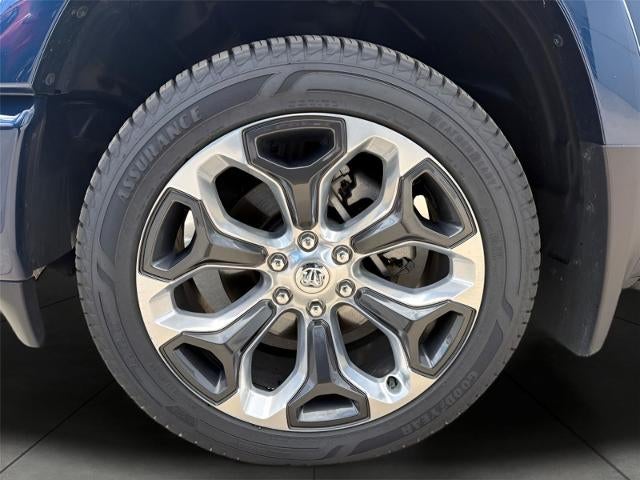2023 RAM 1500 Base