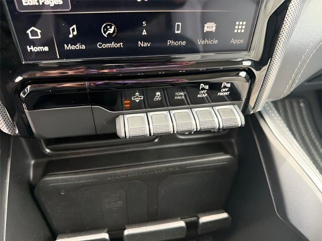 2023 RAM 1500 Base