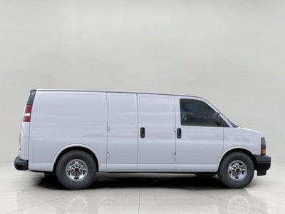 2026 GMC Savana Cargo Base