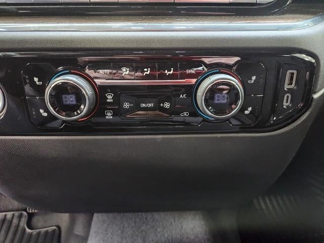 2024 Chevrolet Silverado 1500 4WD Crew Cab 147 LT w/2FL