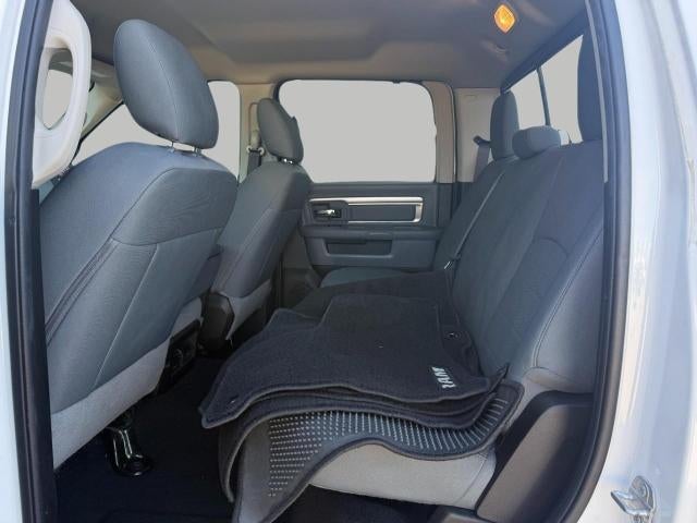 2019 RAM 1500 Classic CREW CAB