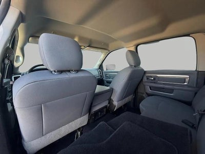 2019 RAM 1500 Classic CREW CAB