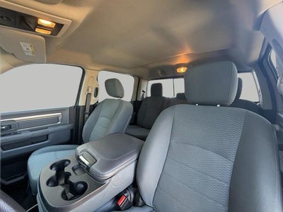 2019 RAM 1500 Classic CREW CAB