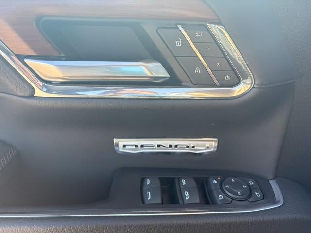 2023 GMC Sierra 1500 4WD Crew Cab 147 Denali