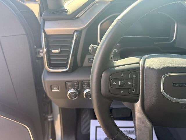 2023 GMC Sierra 1500 4WD Crew Cab 147 Denali