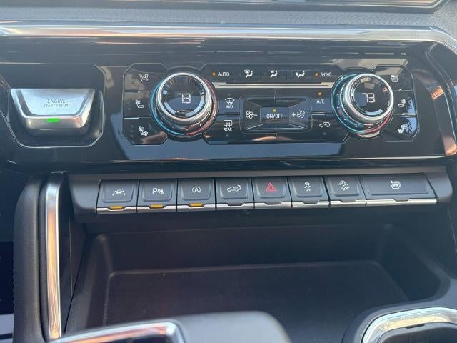 2023 GMC Sierra 1500 4WD Crew Cab 147 Denali