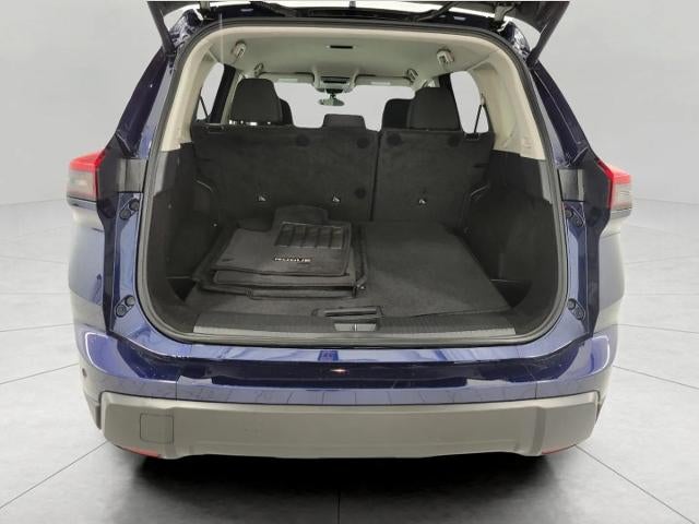 2025 Nissan Rogue AWD SV