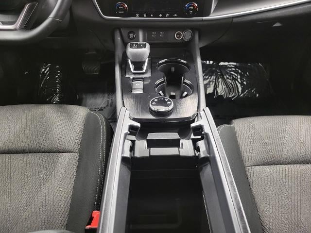 2025 Nissan Rogue AWD SV