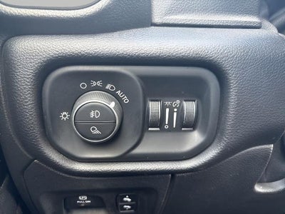 2019 RAM 1500 Big Horn/Lone Star Crew Cab 4x4 5'7" Box
