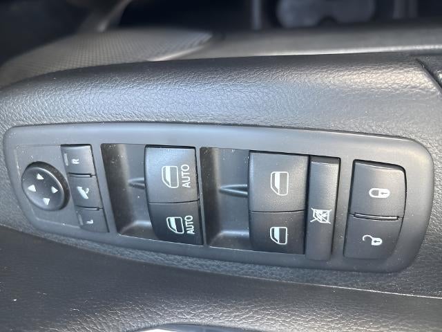 2019 RAM 1500 Big Horn/Lone Star Crew Cab 4x4 5'7" Box