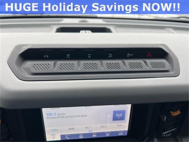 2023 Ford Bronco Base