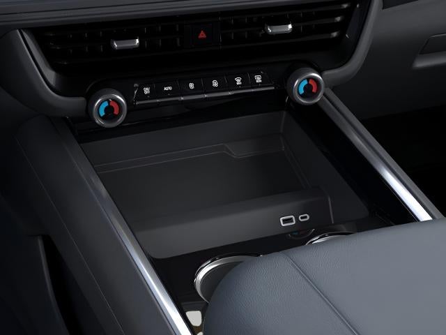 2025 Chevrolet Suburban LS