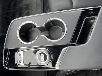 2025 Cadillac LYRIQ Luxury 3