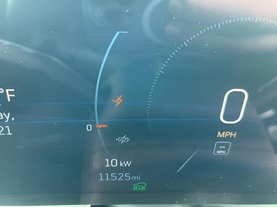 2025 Cadillac LYRIQ Luxury 3