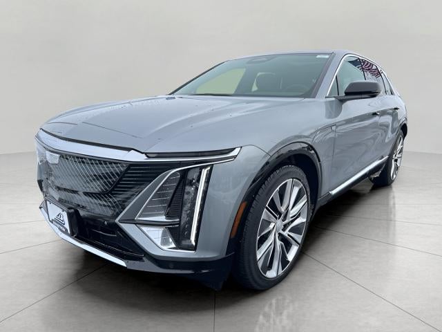 2025 Cadillac LYRIQ Luxury 3