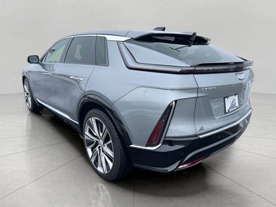 2025 Cadillac LYRIQ Luxury 3