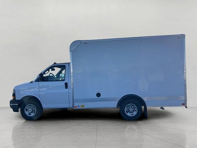 2025 Chevrolet Express Cutaway 3500 Base