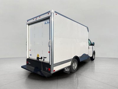 2025 Chevrolet Express Cutaway 3500 Base