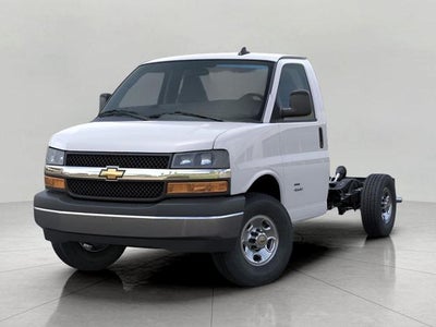 2026 Chevrolet Express Cutaway 3500 Base