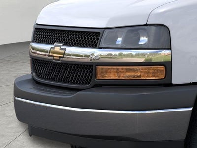 2026 Chevrolet Express Cutaway 3500 Base