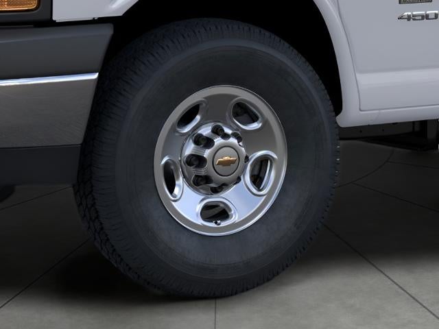 2025 Chevrolet Express Cutaway 3500 Base