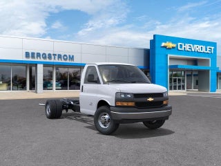 2026 Chevrolet Express Cutaway 3500 Base