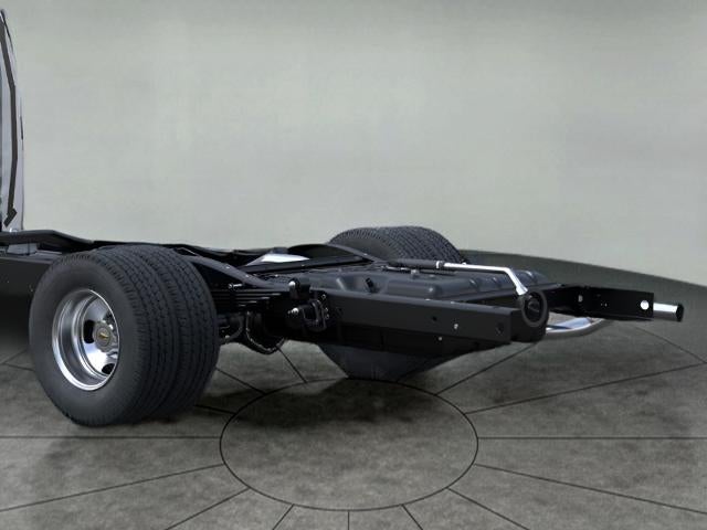 2025 Chevrolet Express Cutaway 3500 Base