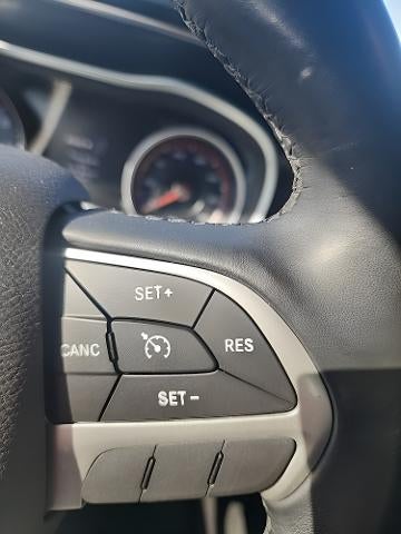 2017 Dodge Charger SXT