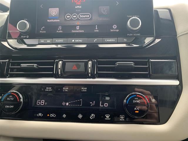2025 Nissan Pathfinder SV 4WD