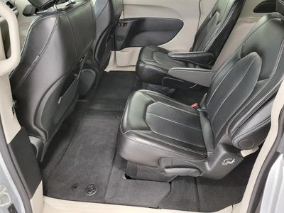 2024 Chrysler Pacifica Touring L FWD