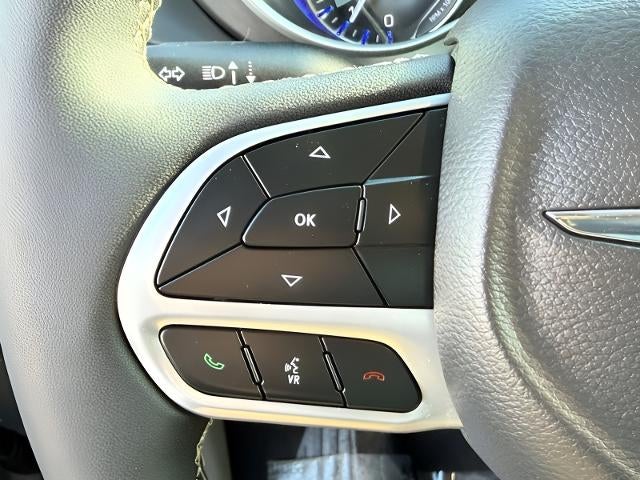 2024 Chrysler Pacifica Touring L FWD