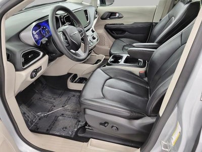 2024 Chrysler Pacifica Touring L FWD