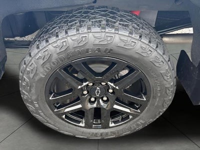 2023 Chevrolet Silverado 1500 4WD Crew Cab 147 LT Trail Boss