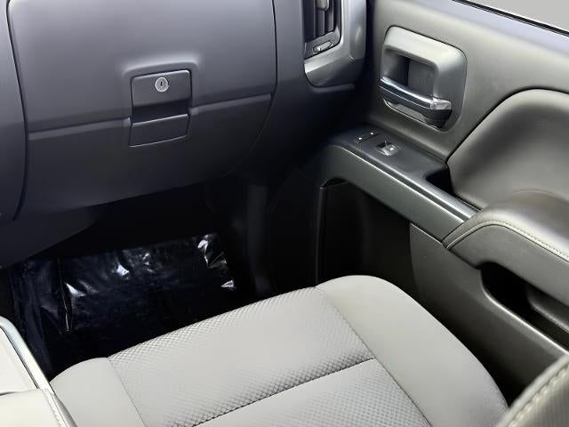 2018 Chevrolet Silverado 1500 4WD Crew Cab 143.5 LT w/2LT