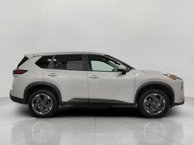 2025 Nissan Rogue AWD SV