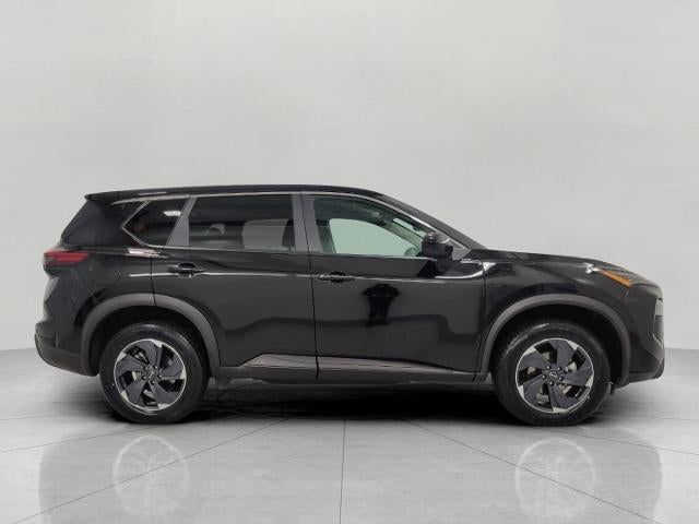 2025 Nissan Rogue AWD SV
