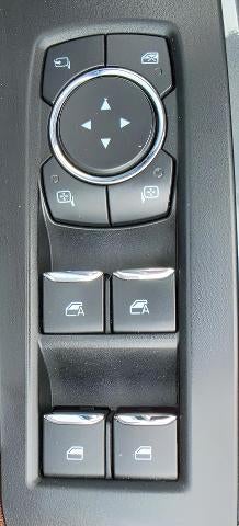 2022 Ford F-150 LARIAT 4WD SuperCrew 5.5' Box