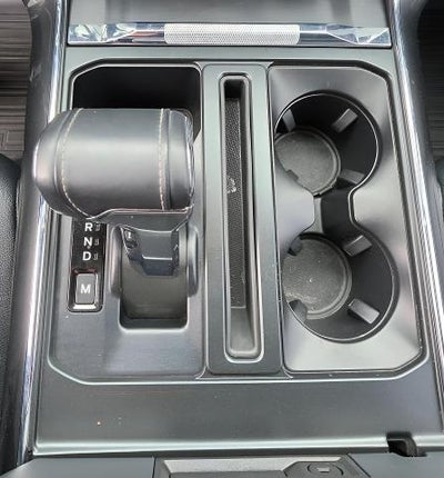 2022 Ford F-150 LARIAT 4WD SuperCrew 5.5' Box