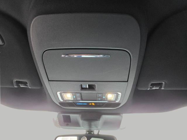 2022 Ford F-150 LARIAT 4WD SuperCrew 5.5' Box