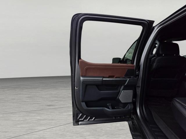 2022 Ford F-150 LARIAT 4WD SuperCrew 5.5' Box