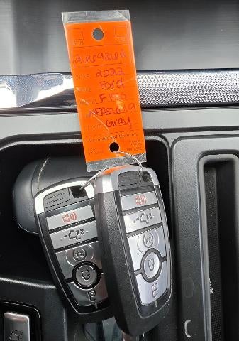 2022 Ford F-150 LARIAT 4WD SuperCrew 5.5' Box